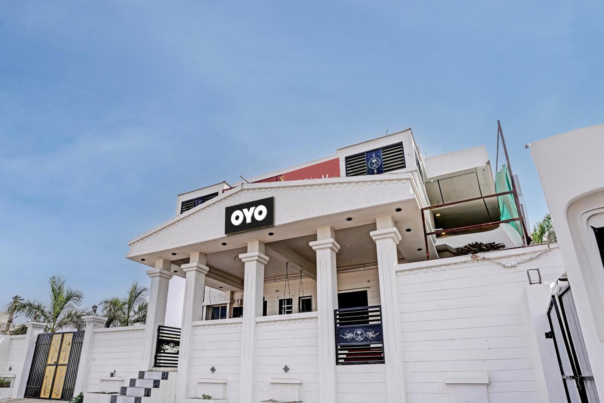 Hotel O White Palace Hotel Rajkot Eksteriør bilde